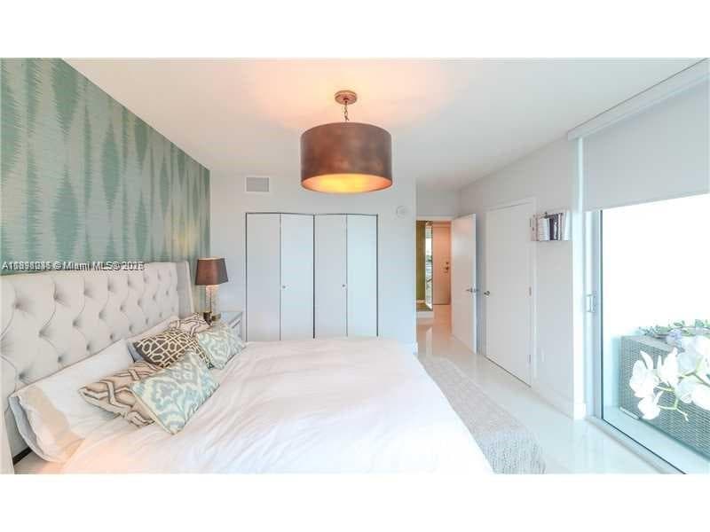 6700 Indian Creek Dr # 908, Miami Beach FL 33141 — 20