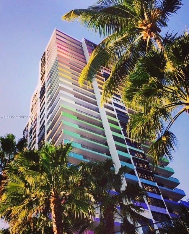 1581 Brickell Ave # 2005, Miami FL 33129 — 27