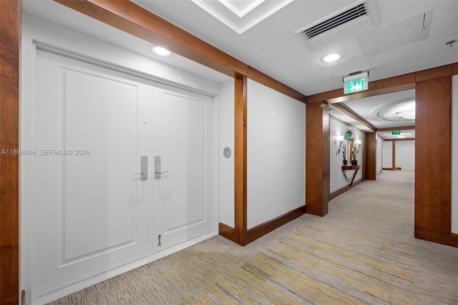 1581 Brickell Ave # 2005, Miami FL 33129 — 26