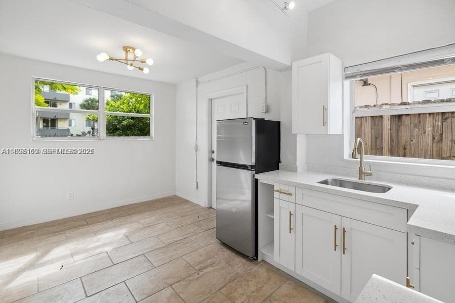 1915 Normandy Dr, Miami Beach FL 33141 — 16
