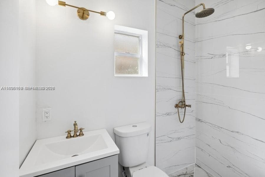 1915 Normandy Dr, Miami Beach FL 33141 — 10