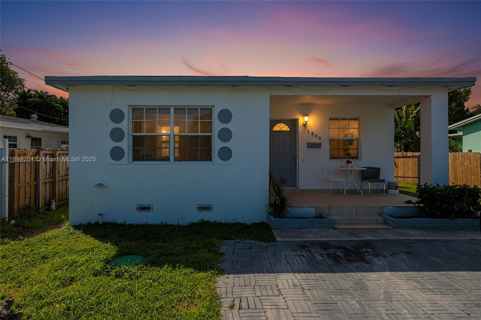 3840 SW 91st Ave, Miami FL 33165 — 1