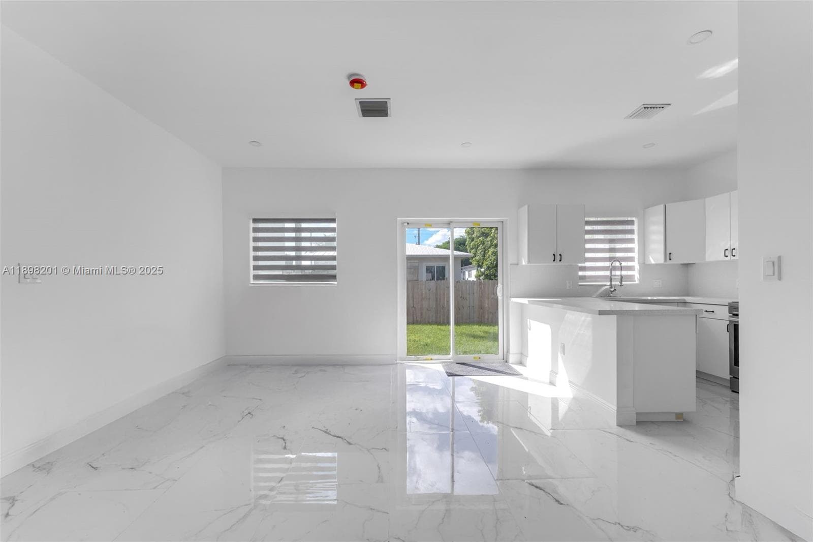 3840 SW 91st Ave, Miami FL 33165 — 9