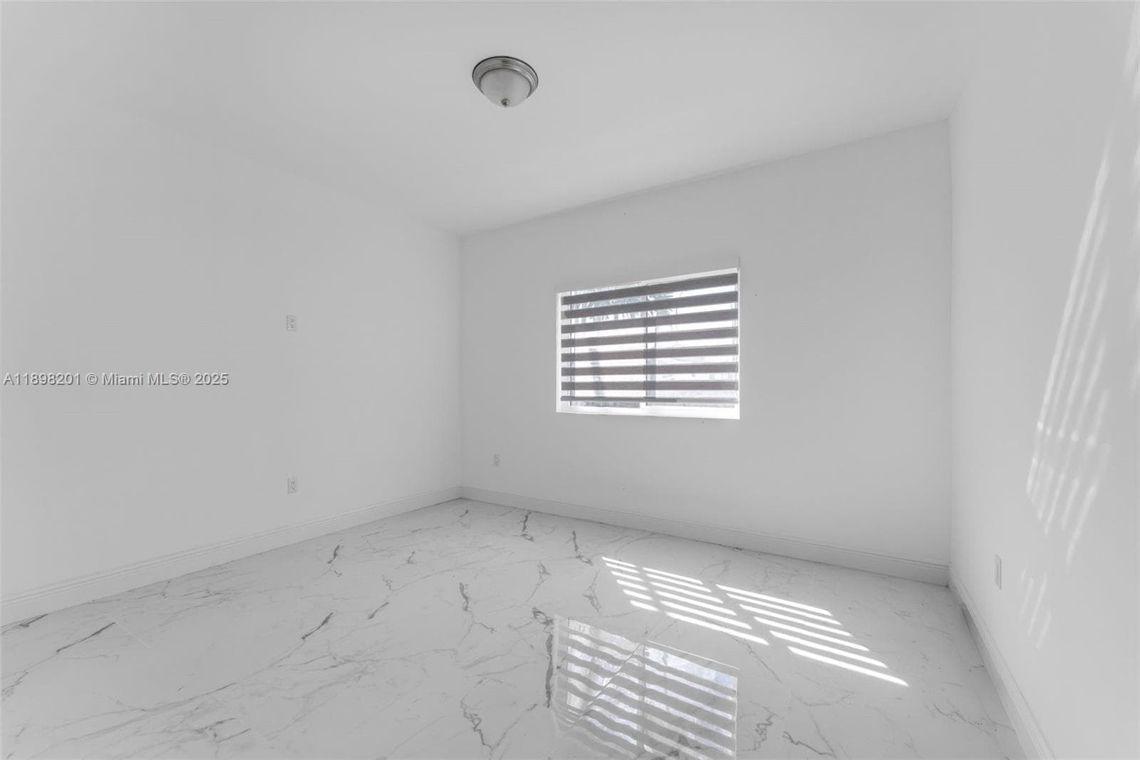 3840 SW 91st Ave, Miami FL 33165 — 15