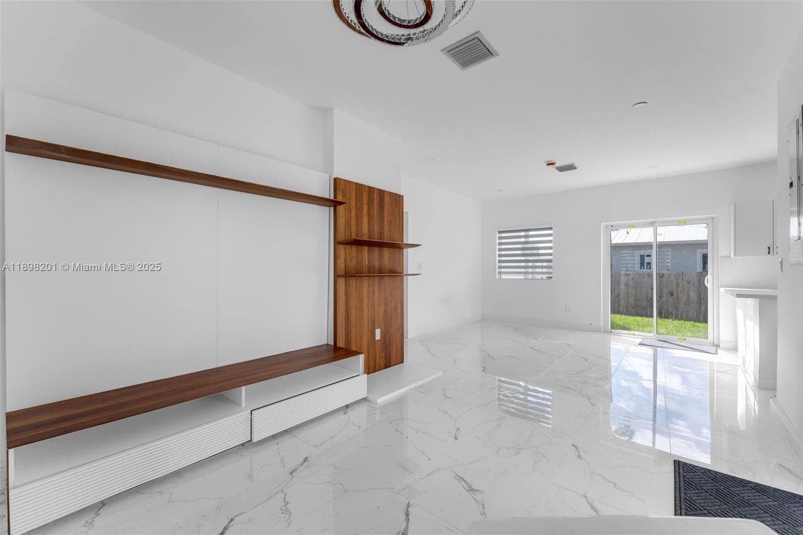 3840 SW 91st Ave, Miami FL 33165 — 8