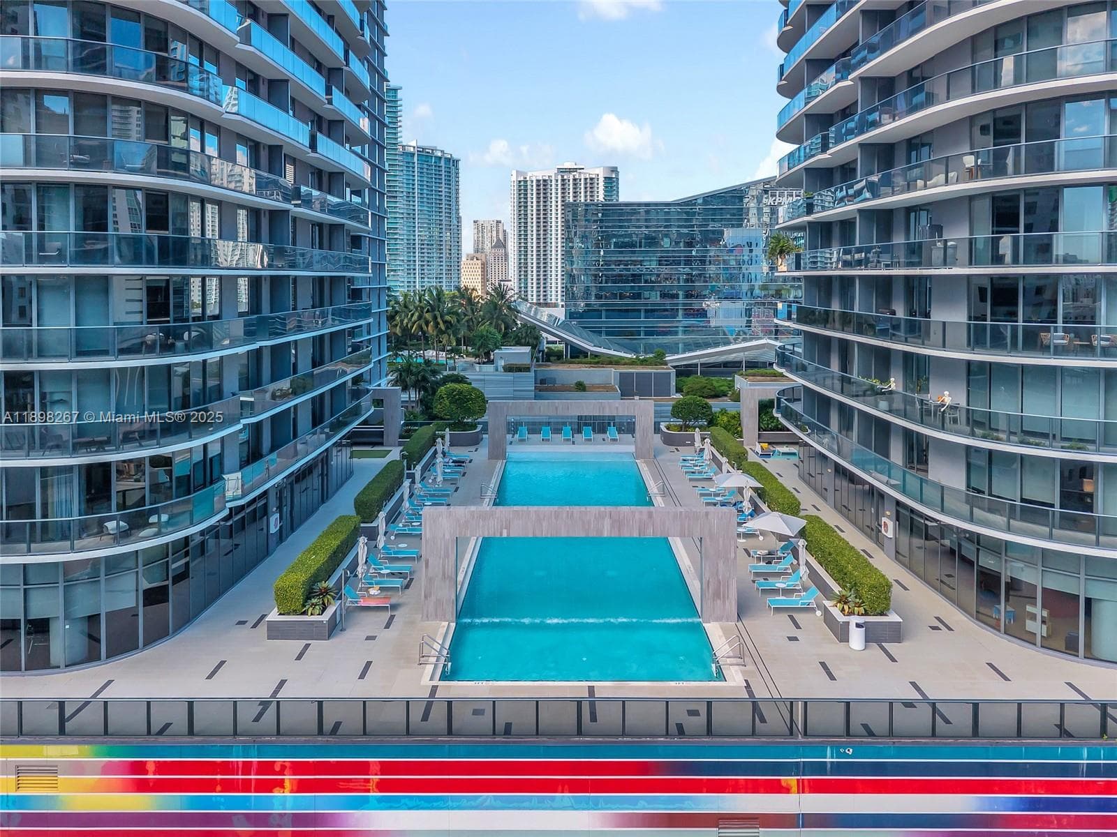 55 SW 9th St # 1802, Miami FL 33130 — 28