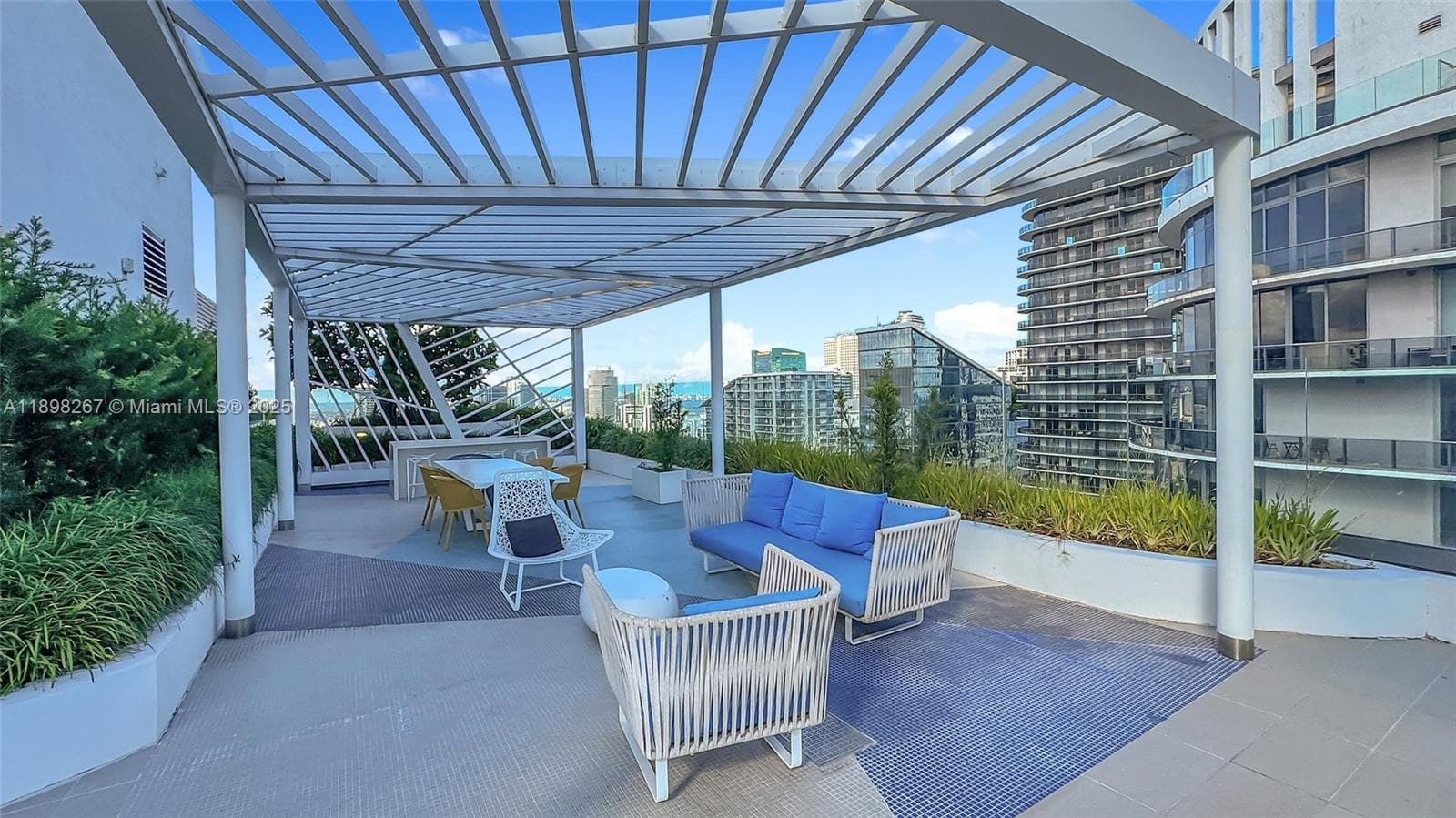 55 SW 9th St # 1802, Miami FL 33130 — 19