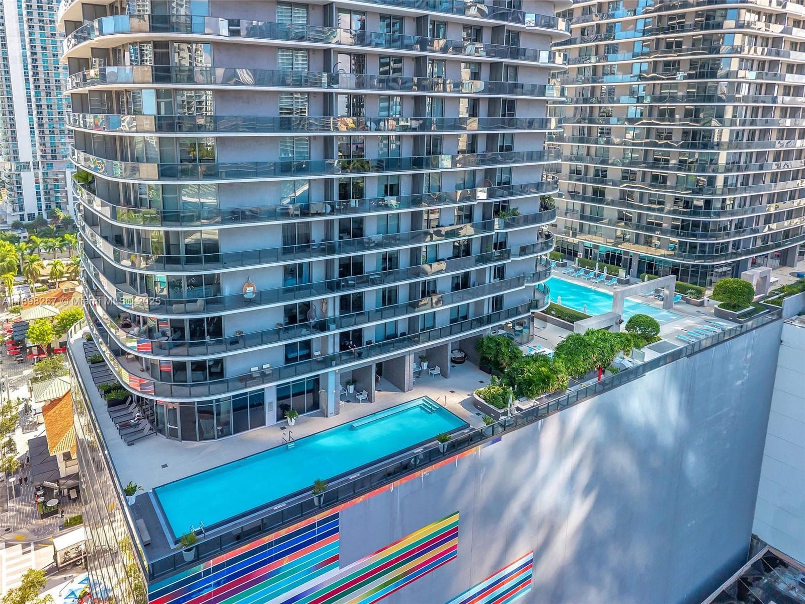 55 SW 9th St # 1802, Miami FL 33130 — 29