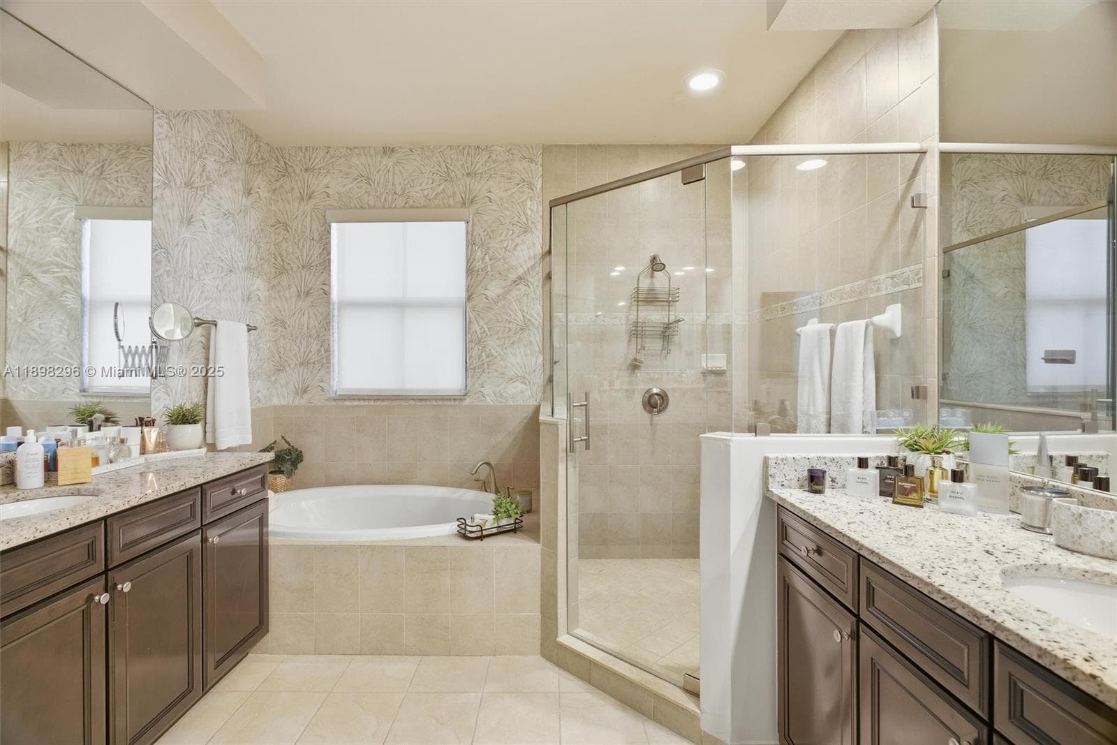 8870 NW 99th Path, Doral FL 33178 — 23