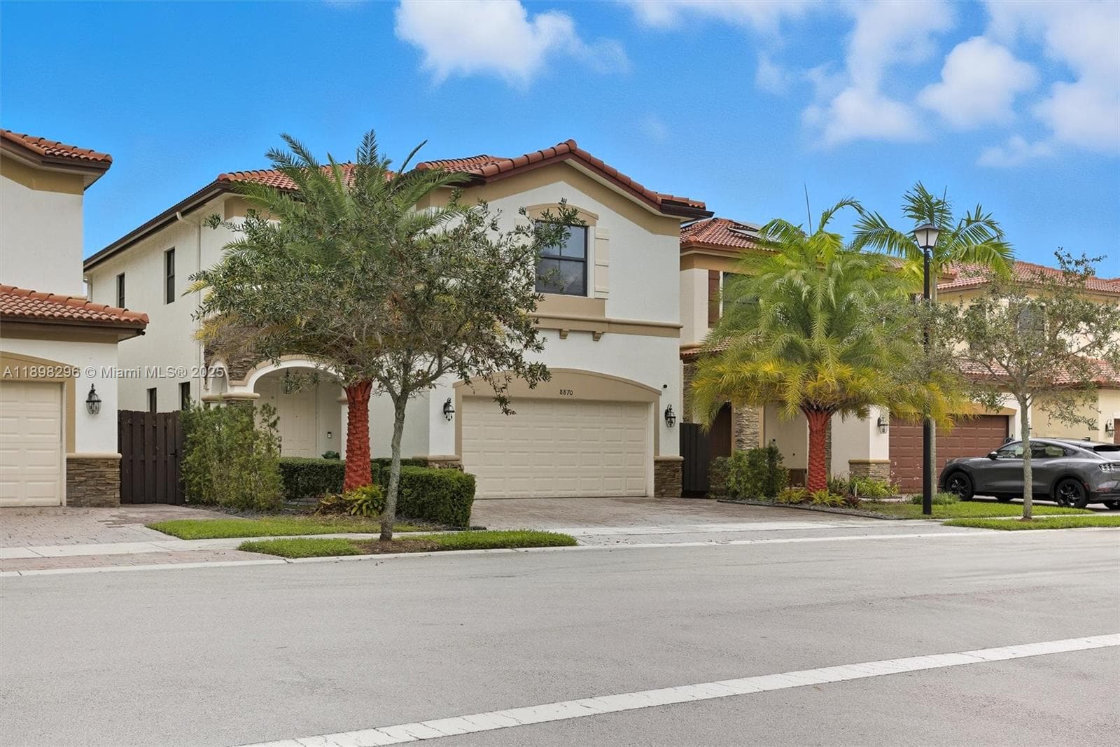 8870 NW 99th Path, Doral FL 33178 — 2