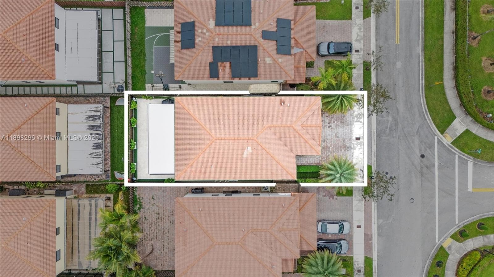8870 NW 99th Path, Doral FL 33178 — 41