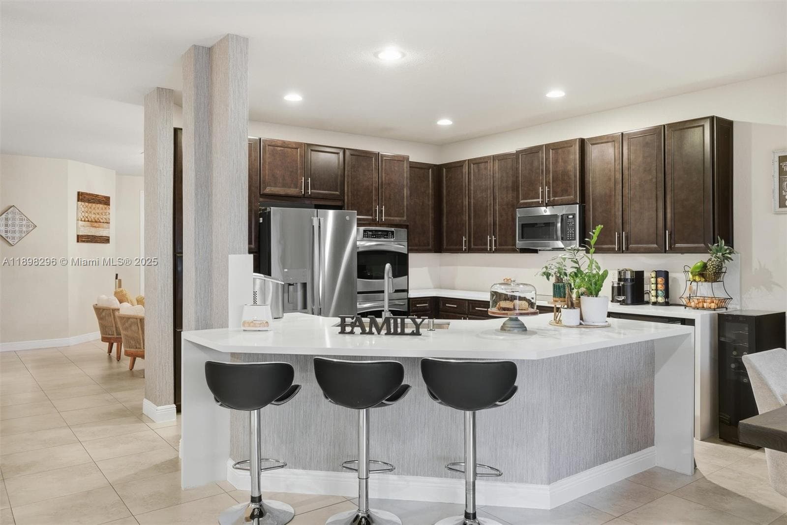 8870 NW 99th Path, Doral FL 33178 — 8