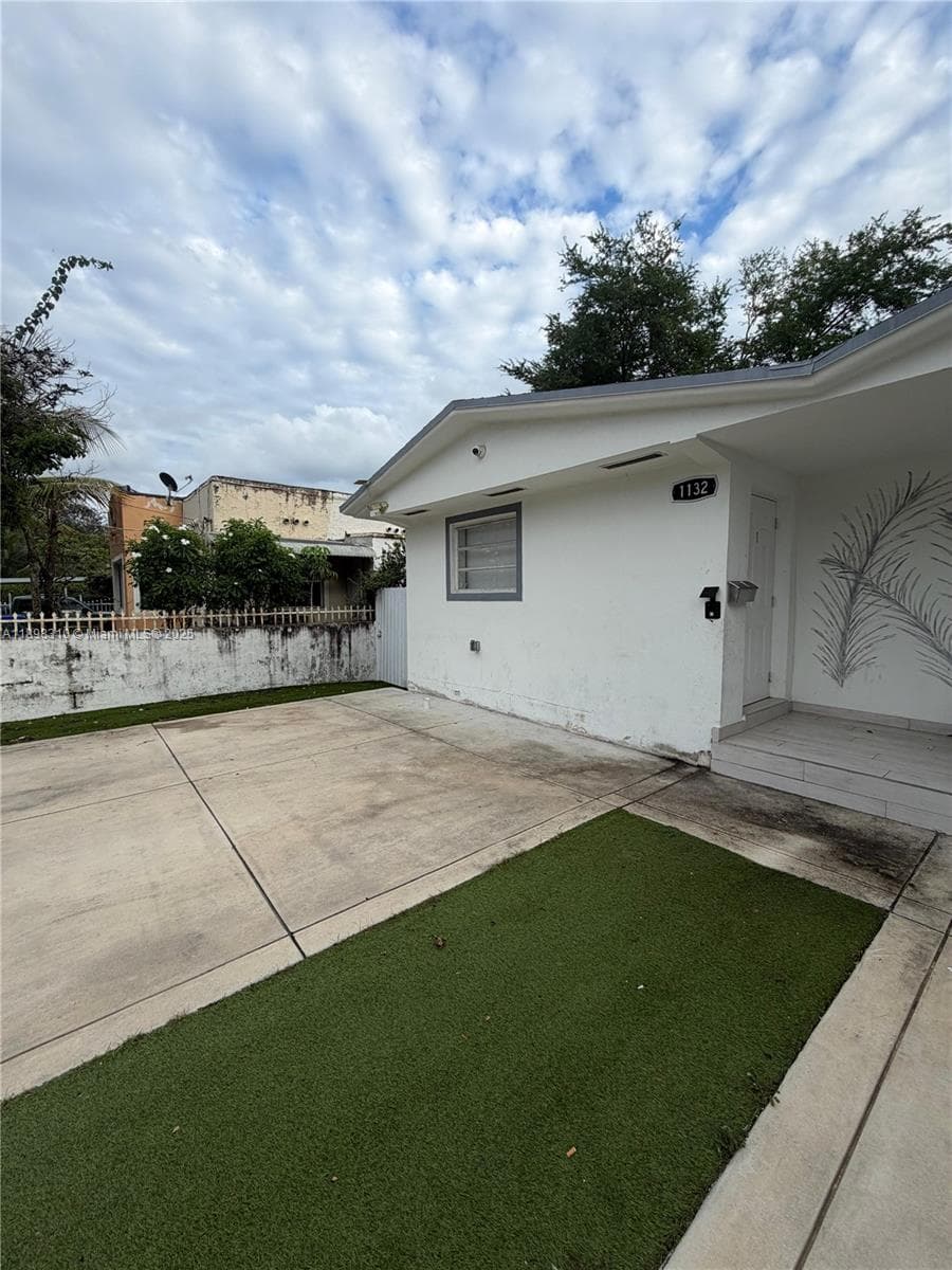 1132 NW 38th St # 1132, Miami FL 33127 — 1
