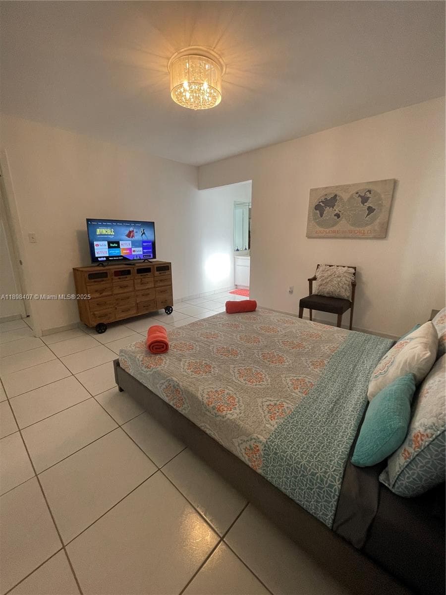 4521 NW 4th St # 4521, Miami FL 33126 — 7