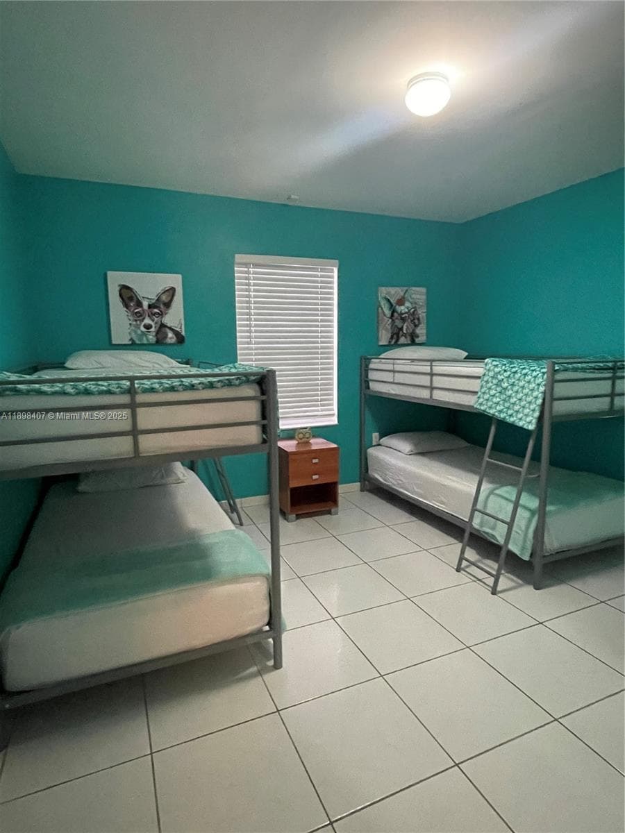 4521 NW 4th St # 4521, Miami FL 33126 — 9