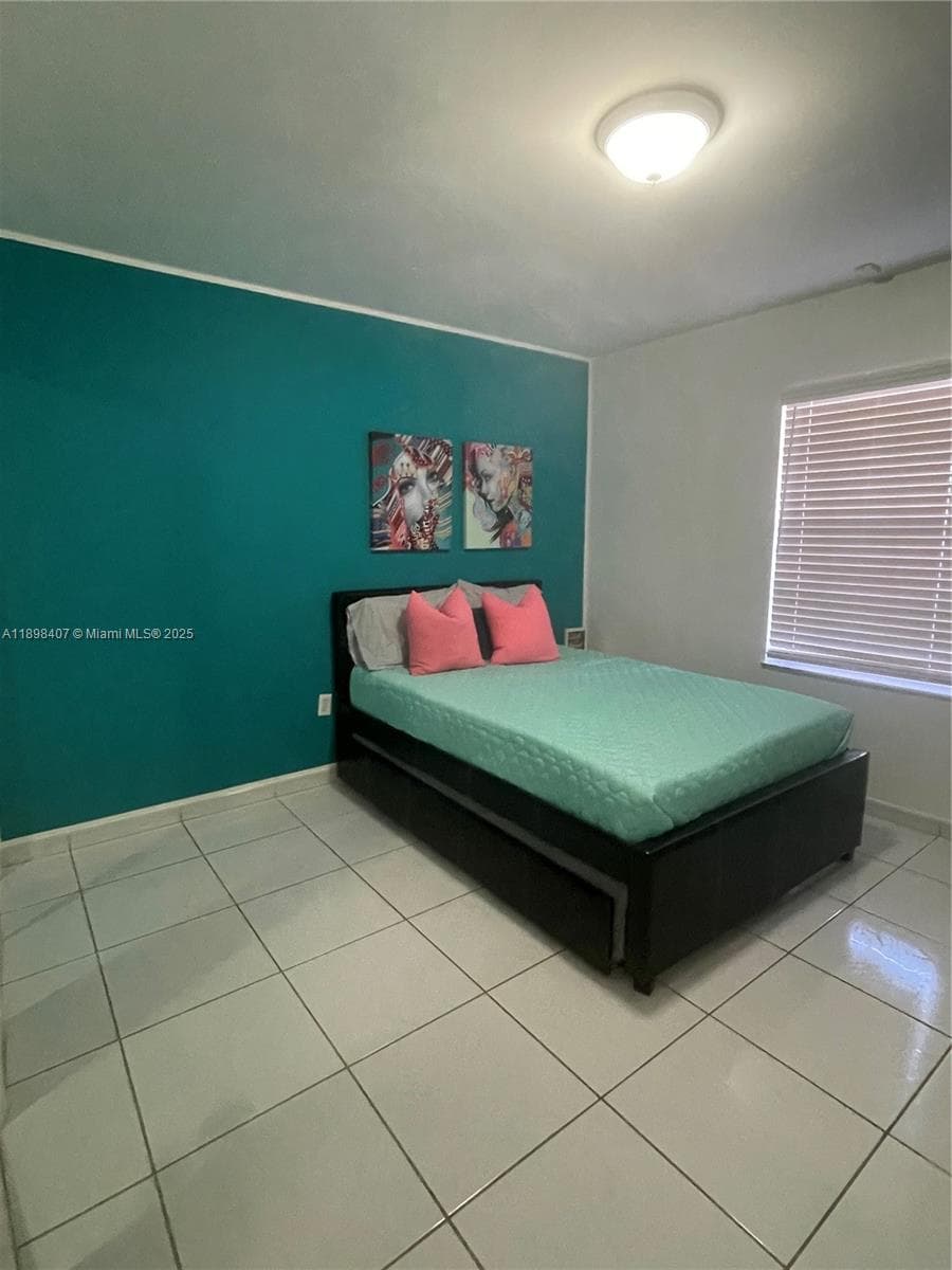 4521 NW 4th St # 4521, Miami FL 33126 — 8