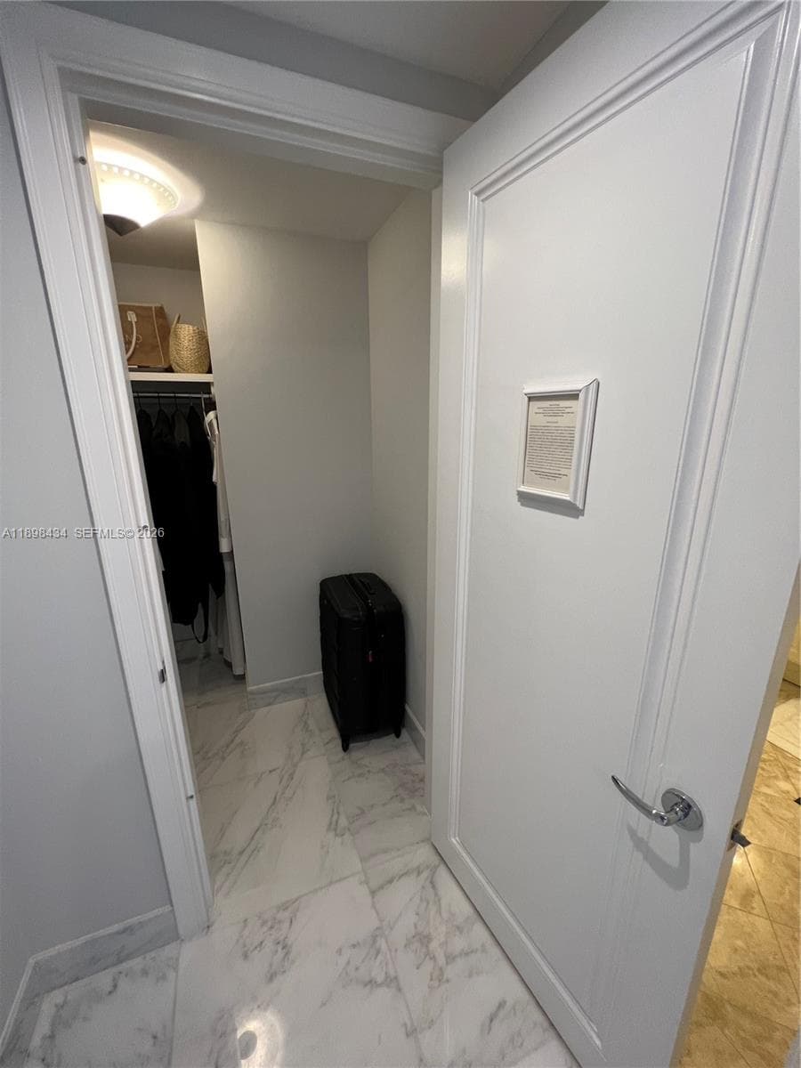 1435 Brickell Ave # 3307, Miami FL 33131 — 28