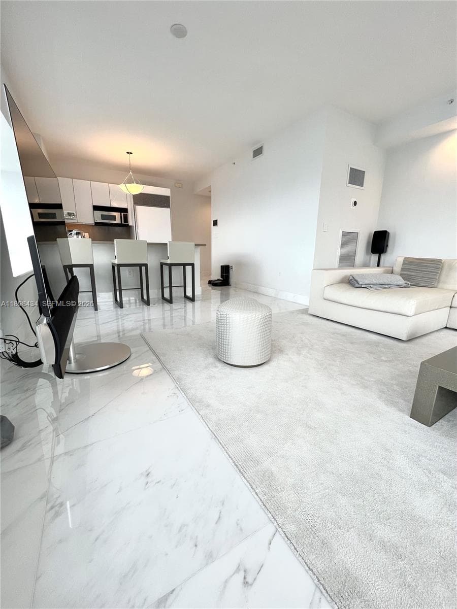 1435 Brickell Ave # 3307, Miami FL 33131 — 64