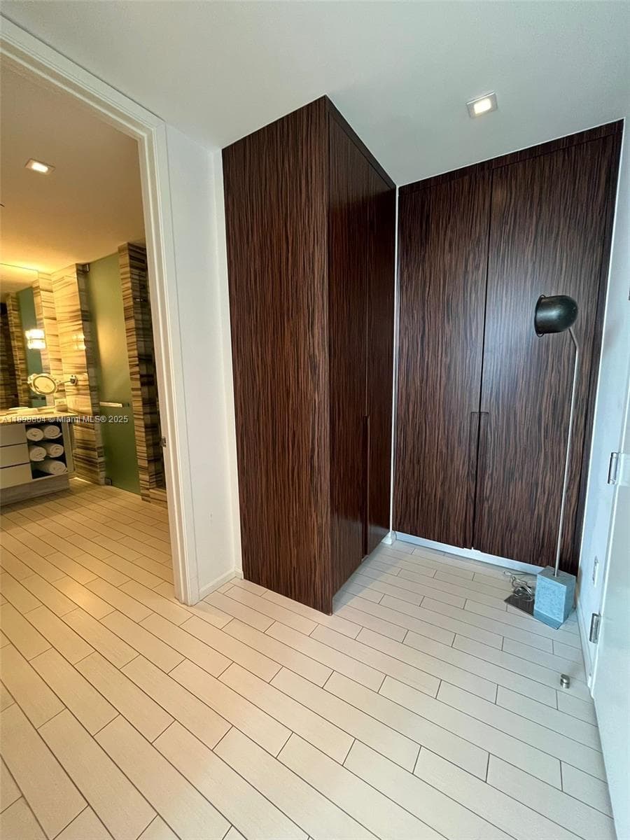 2201 Collins Ave # 626, Miami Beach FL 33139 — 6