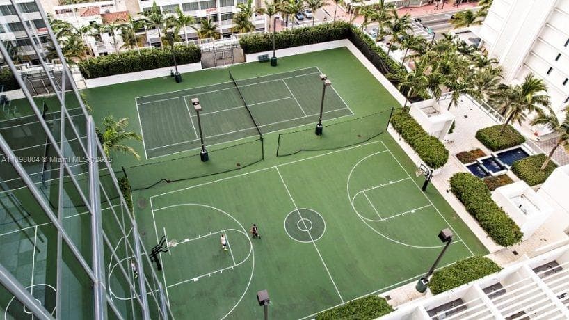 2201 Collins Ave # 626, Miami Beach FL 33139 — 10