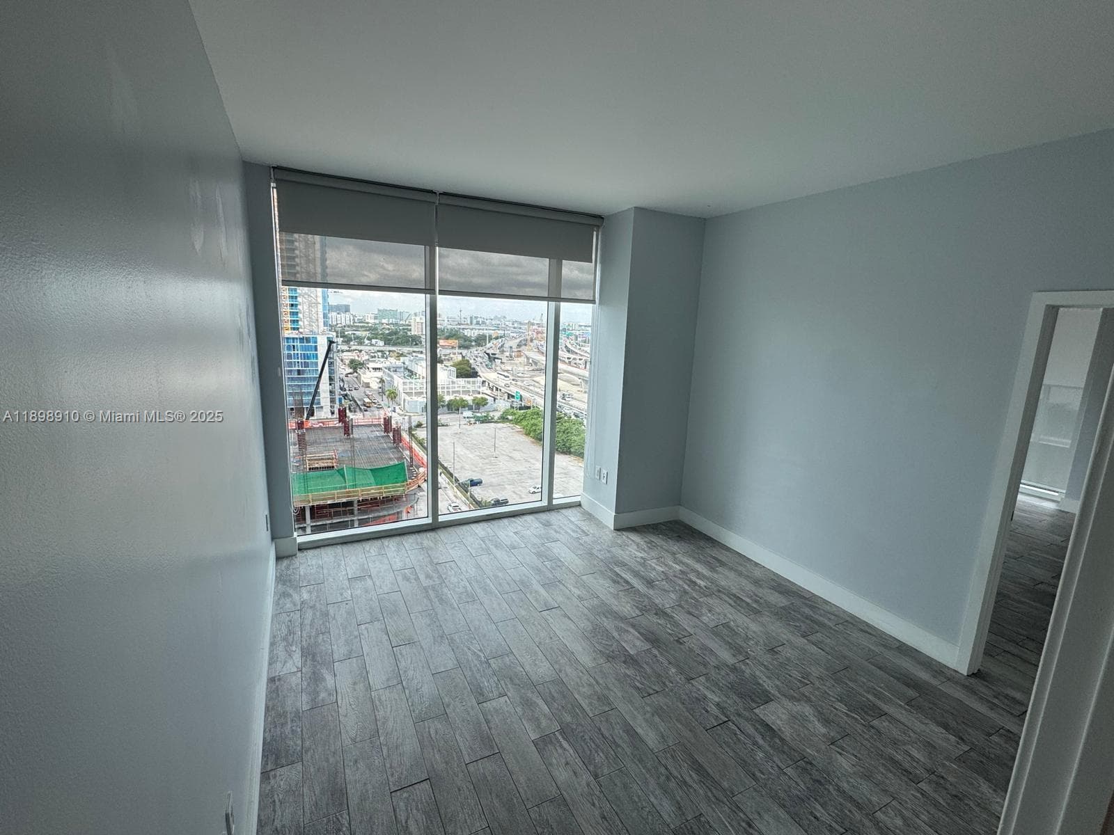 1040 Biscayne Blvd # 1106, Miami FL 33132 — 22