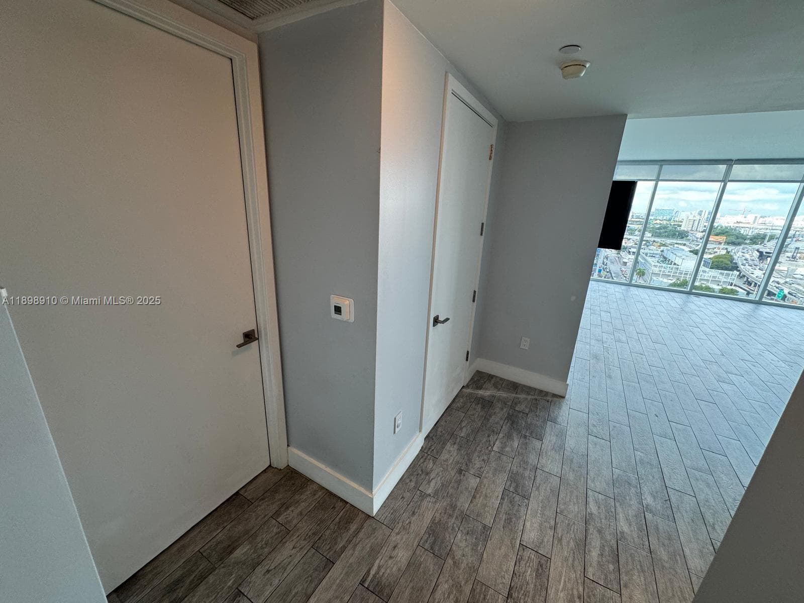 1040 Biscayne Blvd # 1106, Miami FL 33132 — 7