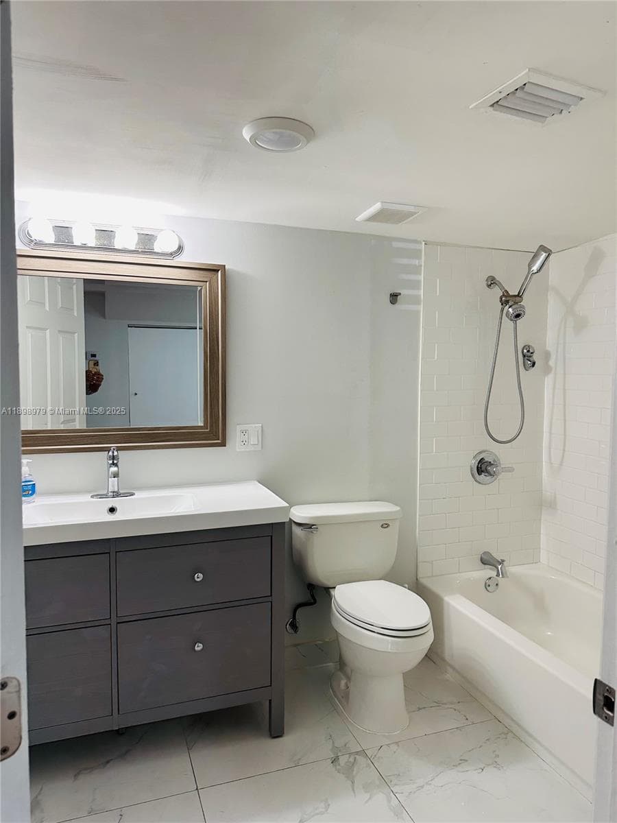 17926 SW 104th Ave, Miami FL 33157 — 22