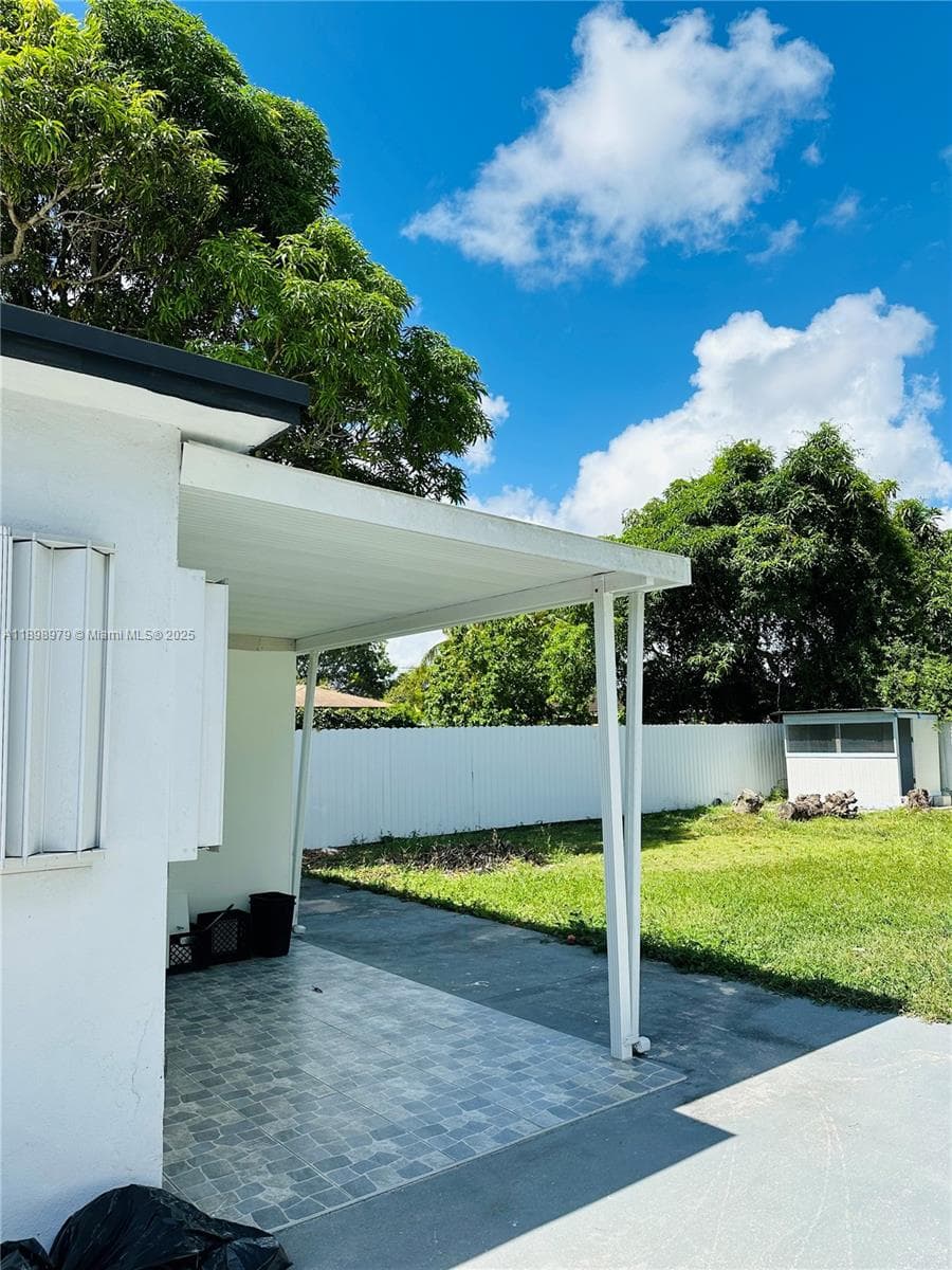 17926 SW 104th Ave, Miami FL 33157 — 36