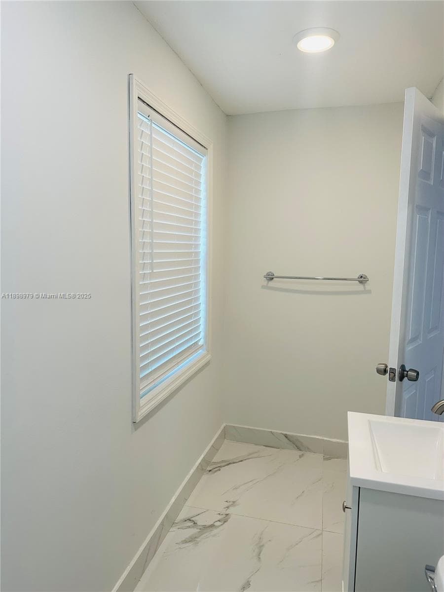 17926 SW 104th Ave, Miami FL 33157 — 20