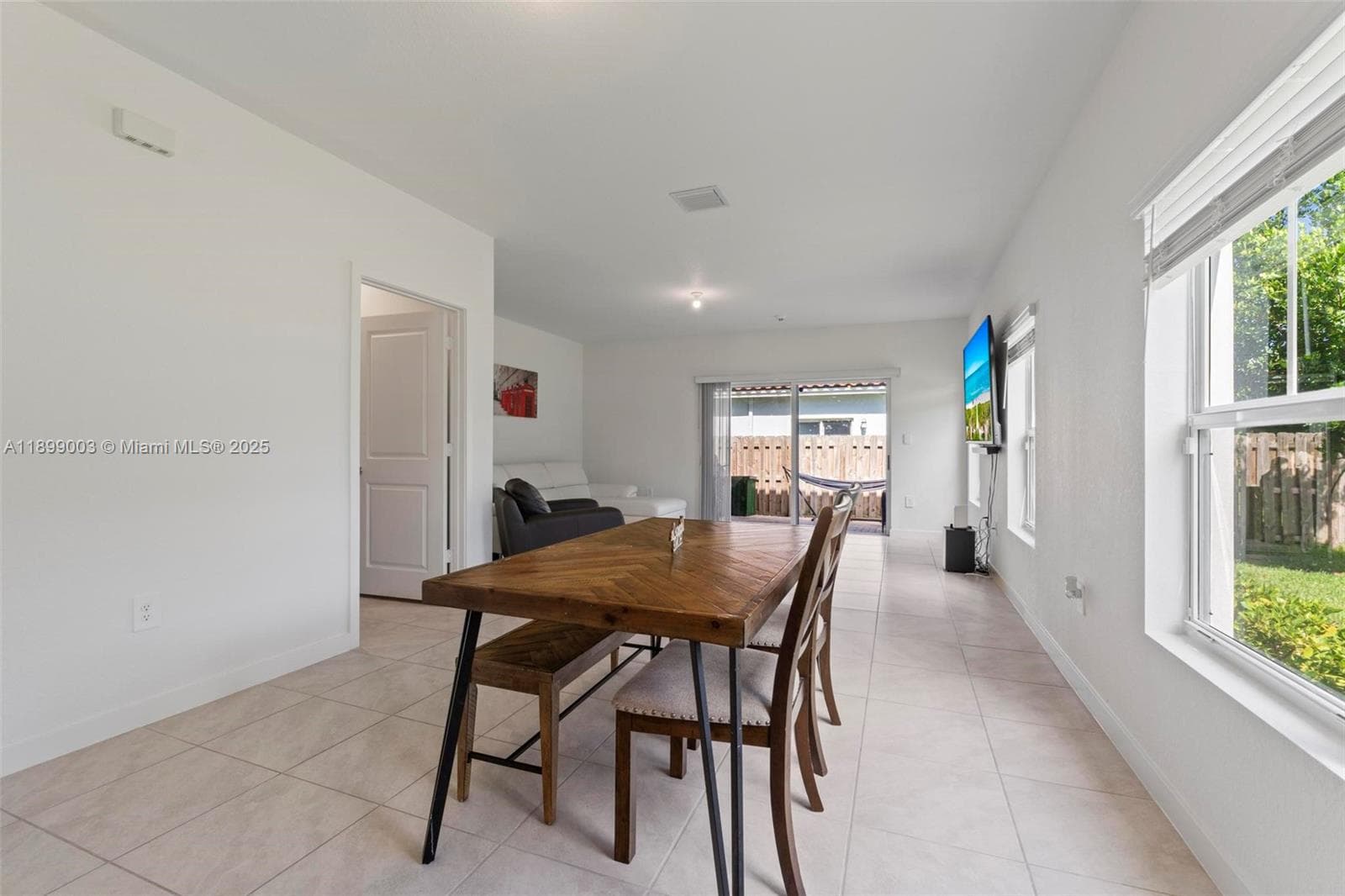 377 NE 1st Dr, Florida City FL 33034 — 12