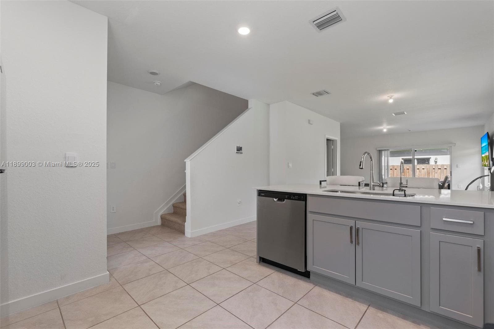 377 NE 1st Dr, Florida City FL 33034 — 9