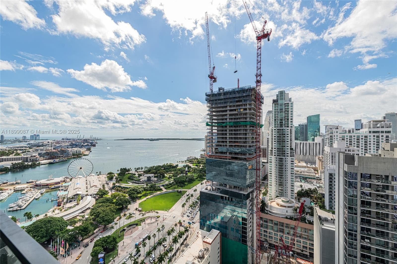 398 NE 5th St # 3017, Miami FL 33132 — 25