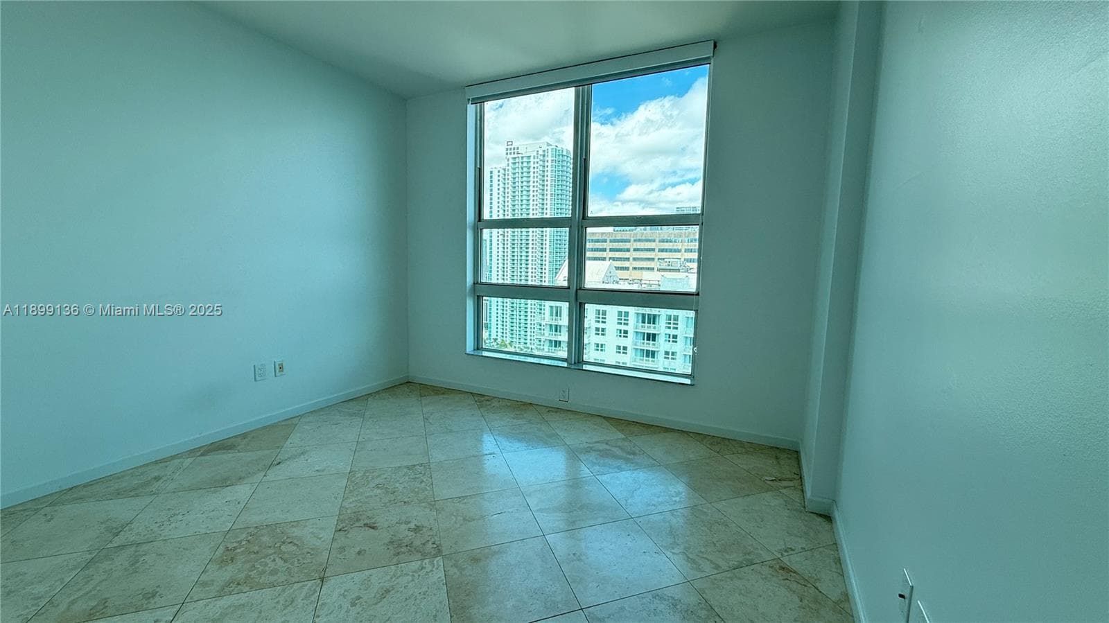 1155 Brickell Bay Dr, Miami FL 33131 — 18