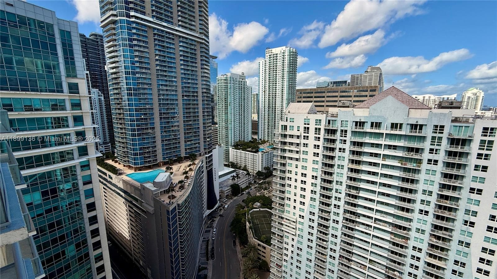 1155 Brickell Bay Dr, Miami FL 33131 — 31