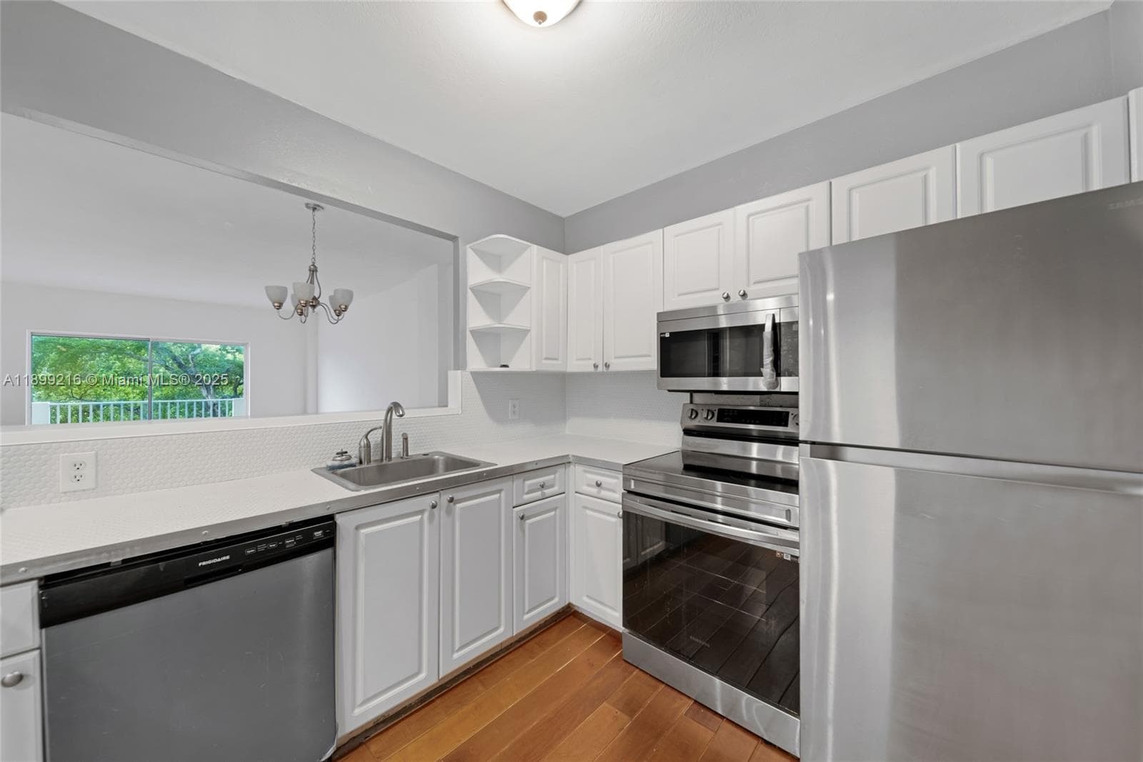 1455 N Treasure Dr # 3K, North Bay Village FL 33141 — 3