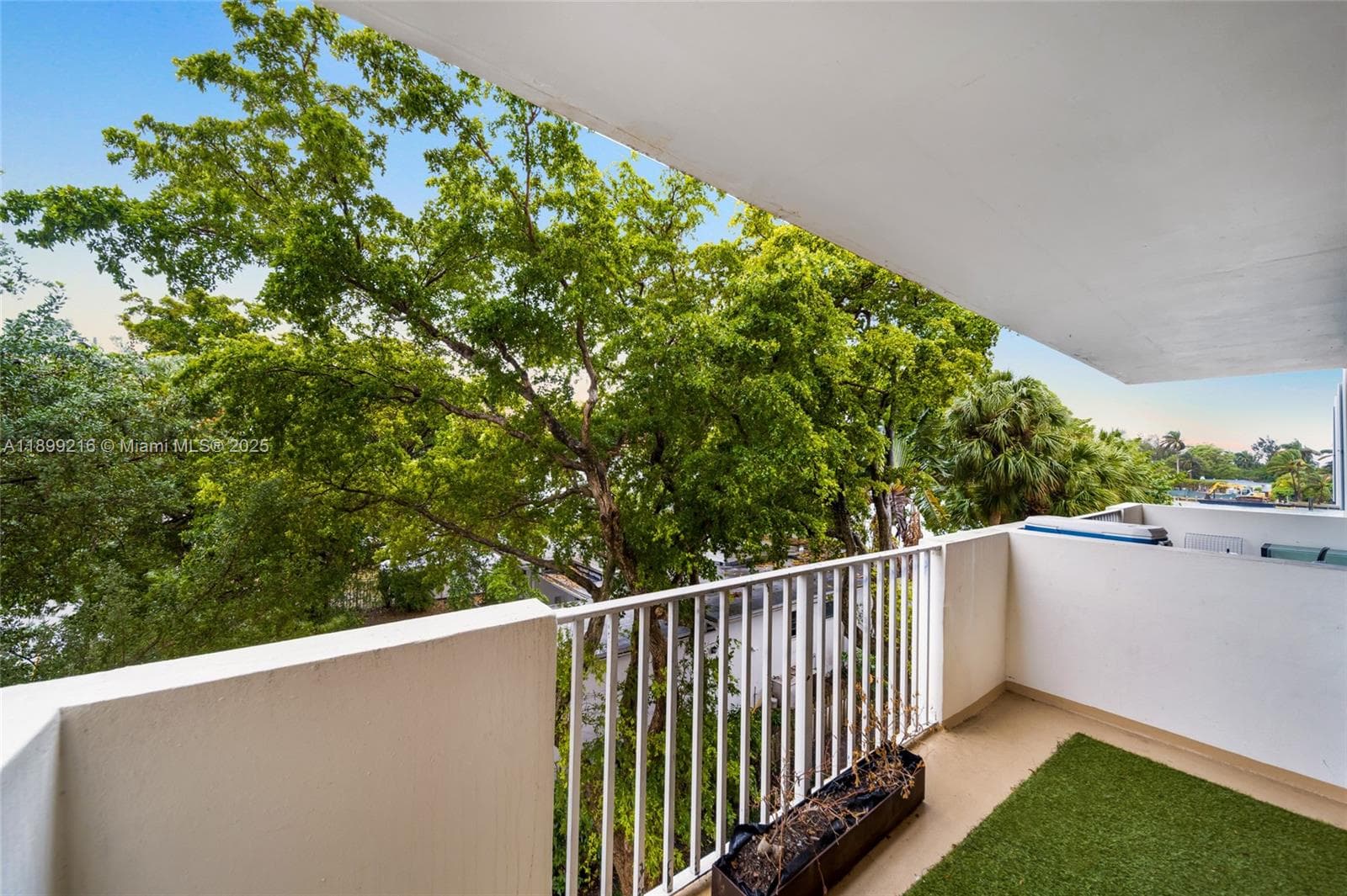 1455 N Treasure Dr # 3K, North Bay Village FL 33141 — 14