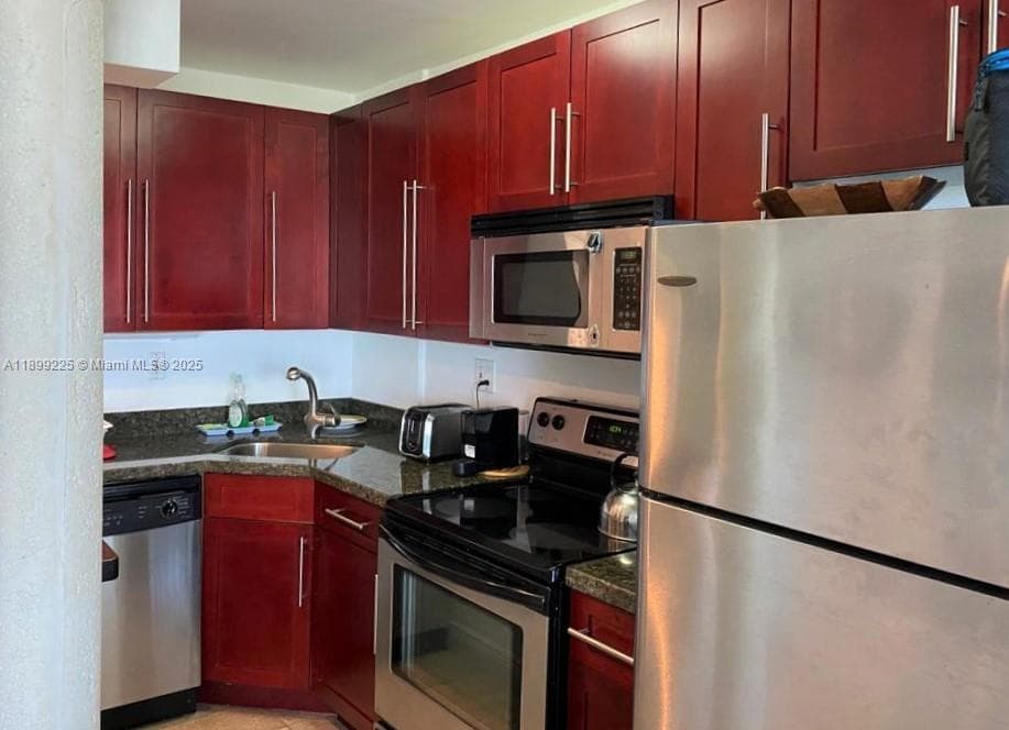 5401 Collins Ave # 729, Miami Beach FL 33140 — 20