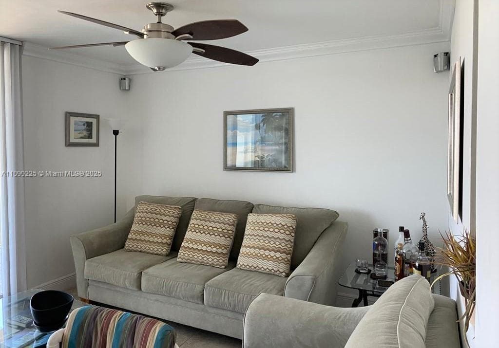 5401 Collins Ave # 729, Miami Beach FL 33140 — 18