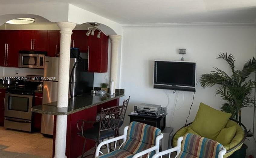 5401 Collins Ave # 729, Miami Beach FL 33140 — 19