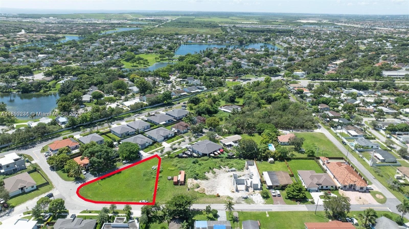 9800 SW 213th St, Cutler Bay FL 33189 — 9