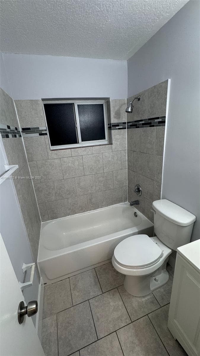 2330 NW 11th St # 46, Miami FL 33125 — 10