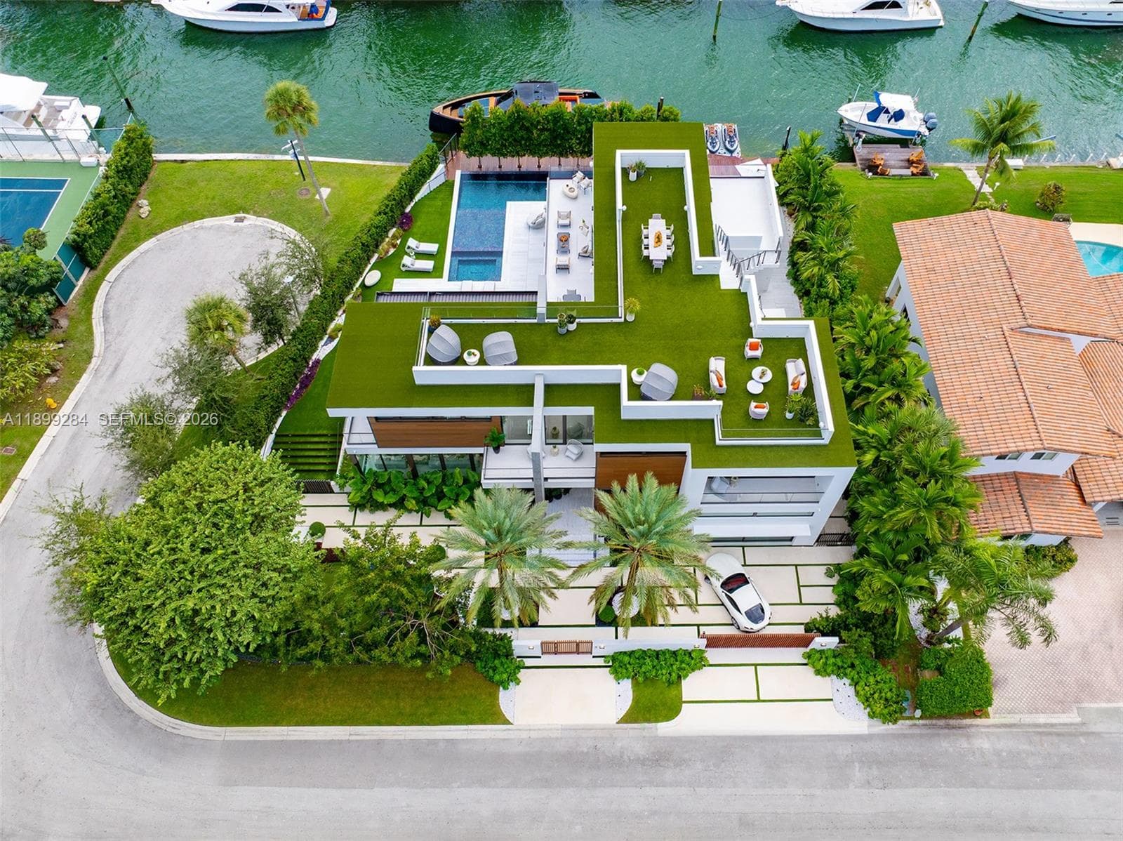 790 Lake Rd, Miami FL 33137 — 7