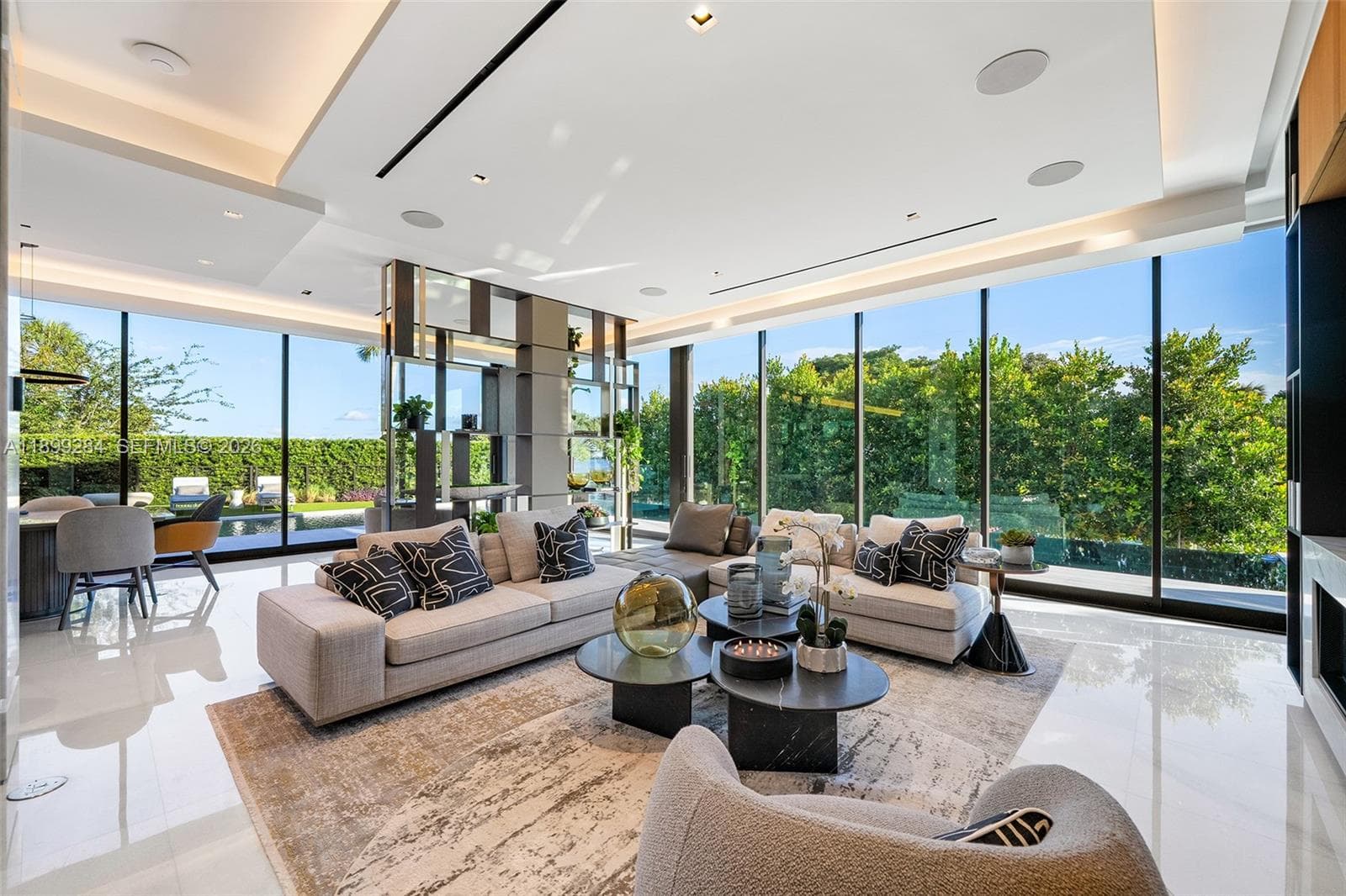 790 Lake Rd, Miami FL 33137 — 36