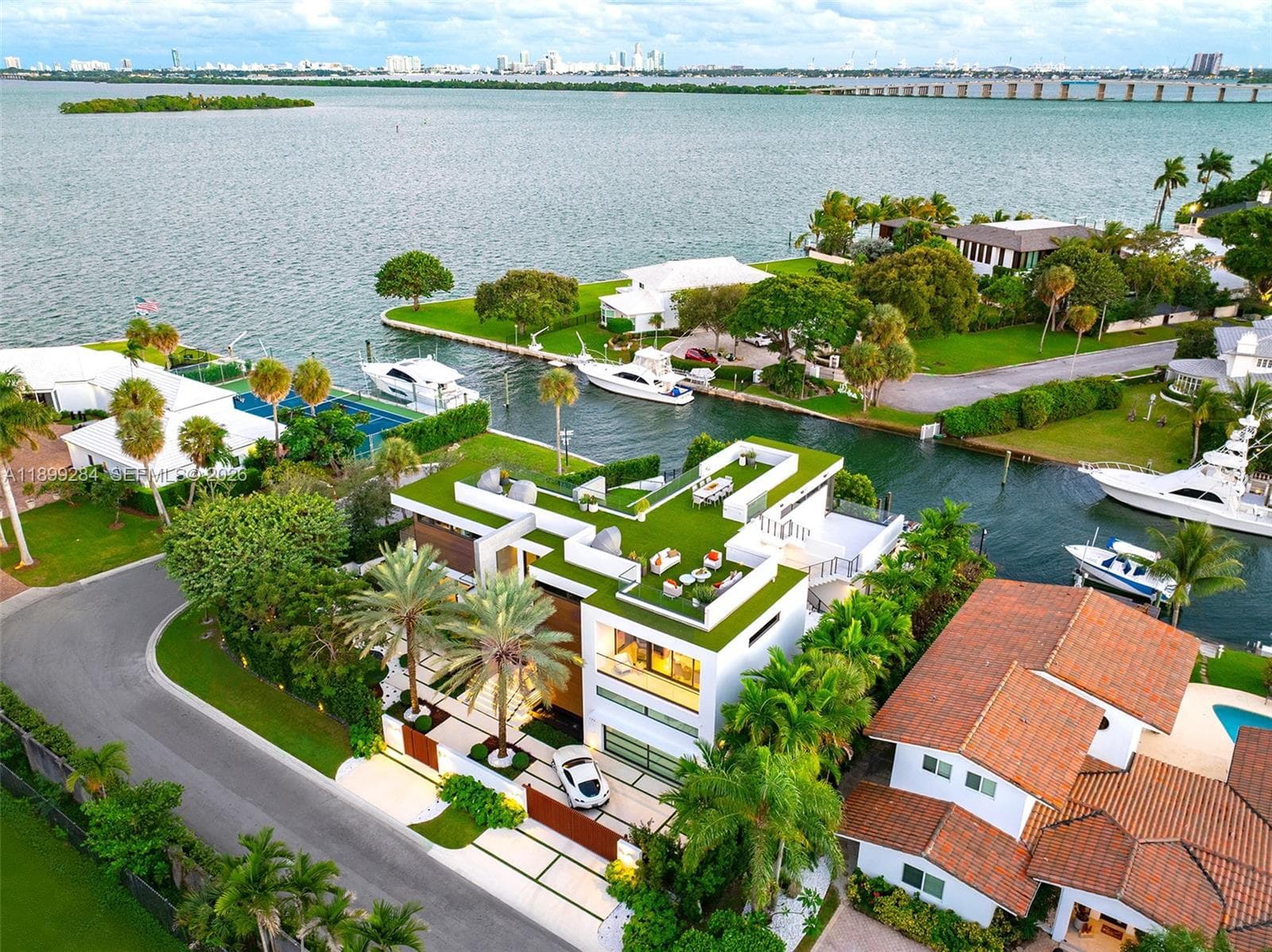 790 Lake Rd, Miami FL 33137 — 9