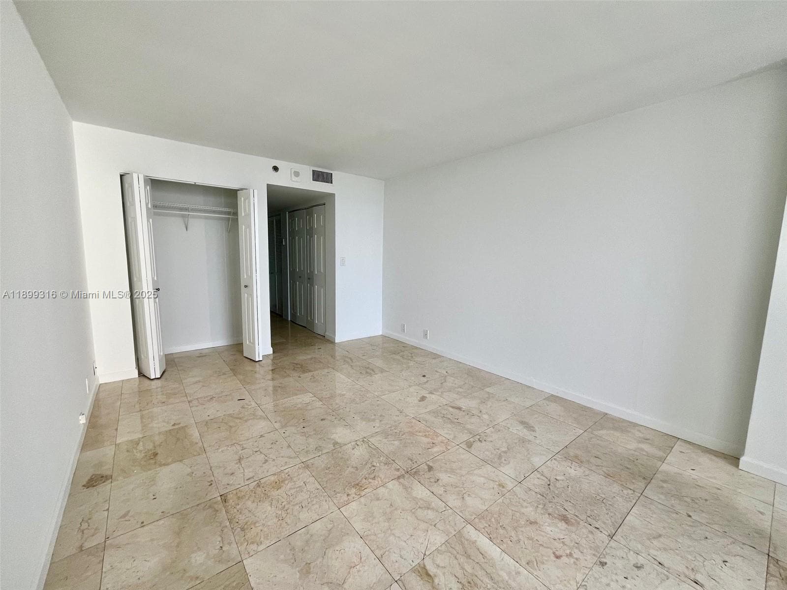7601 E Treasure Dr # 2308, North Bay Village FL 33141 — 6