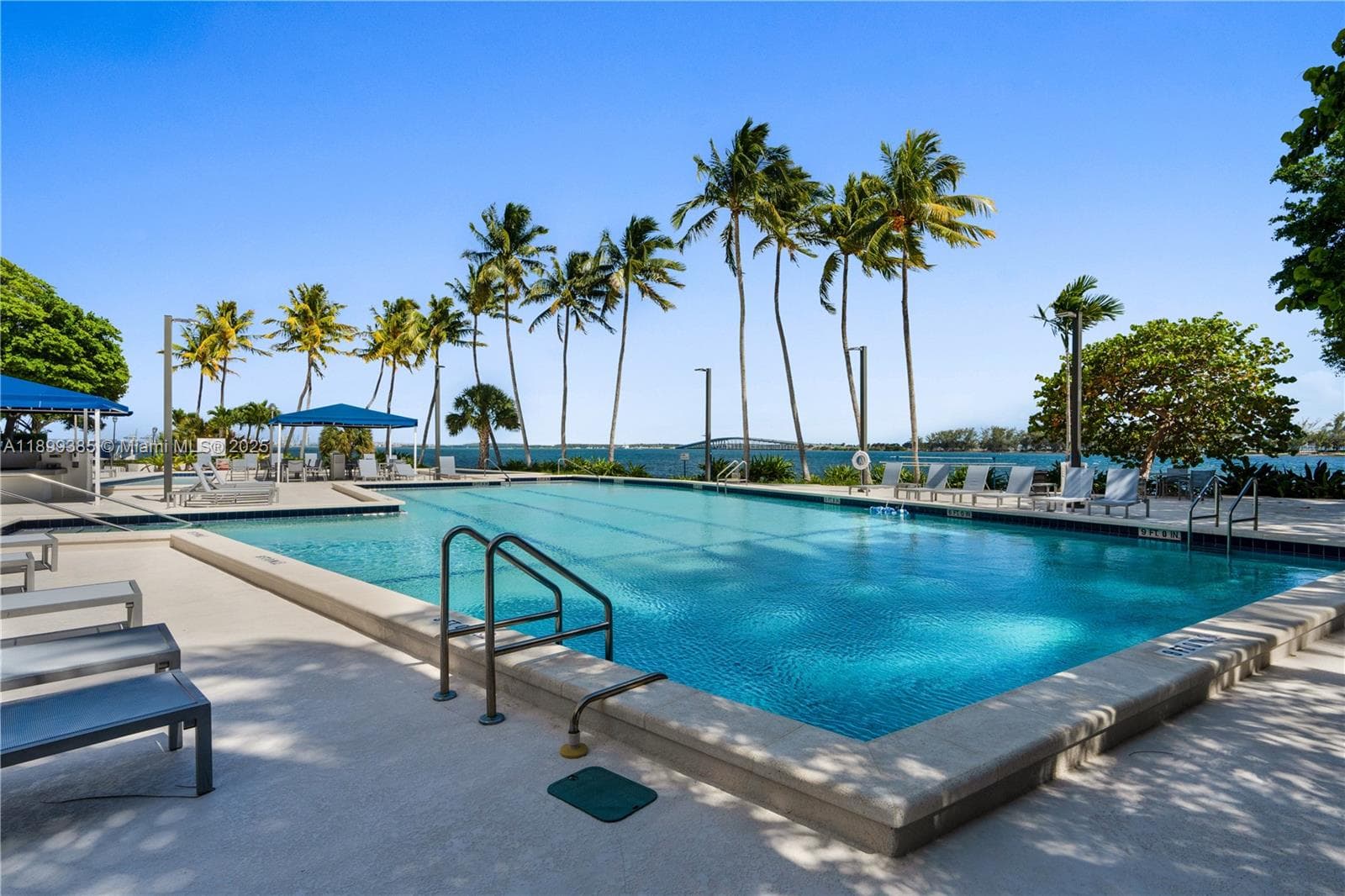 2333 Brickell Ave, Miami FL 33129 — 27