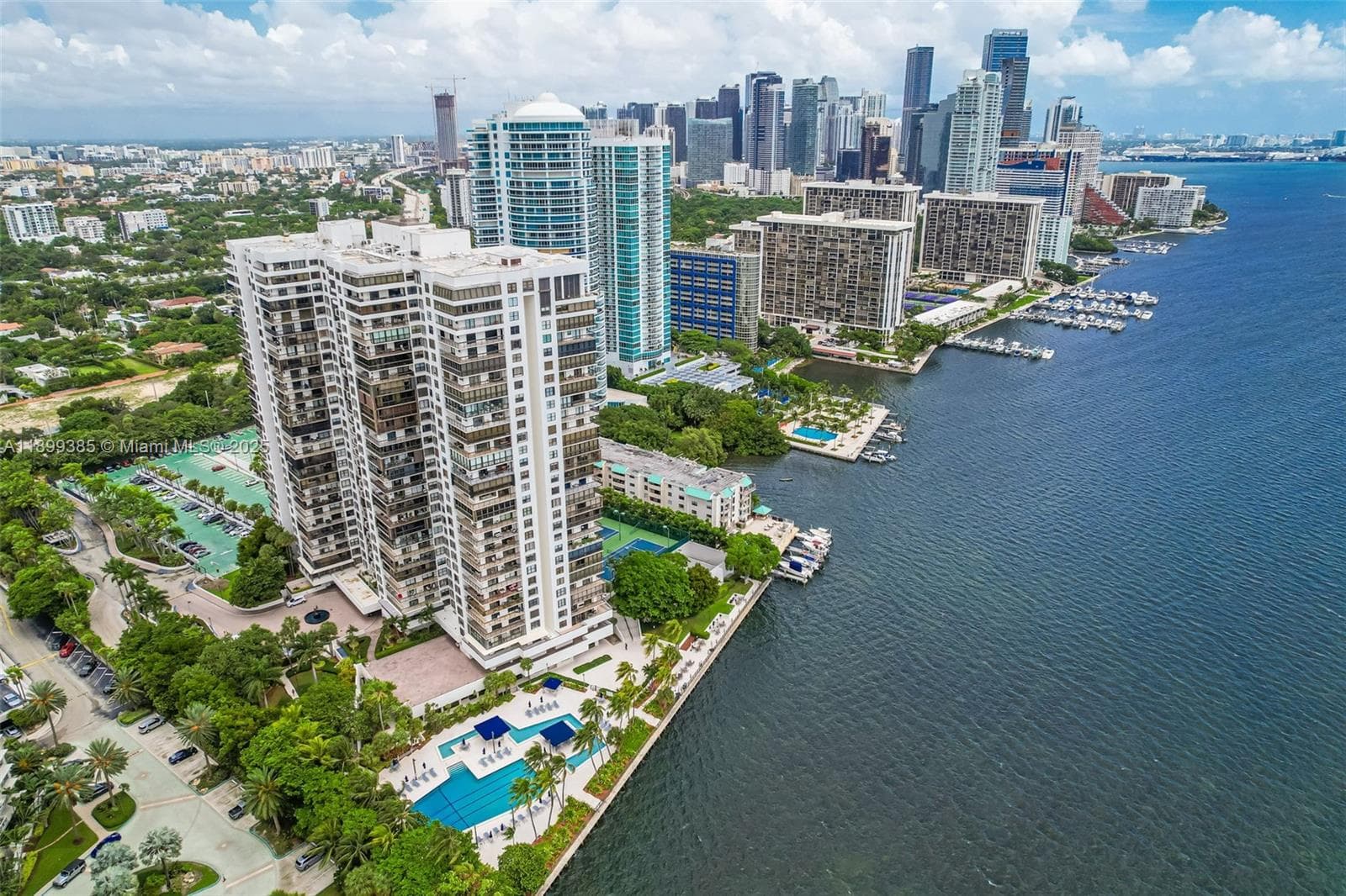 2333 Brickell Ave, Miami FL 33129 — 39