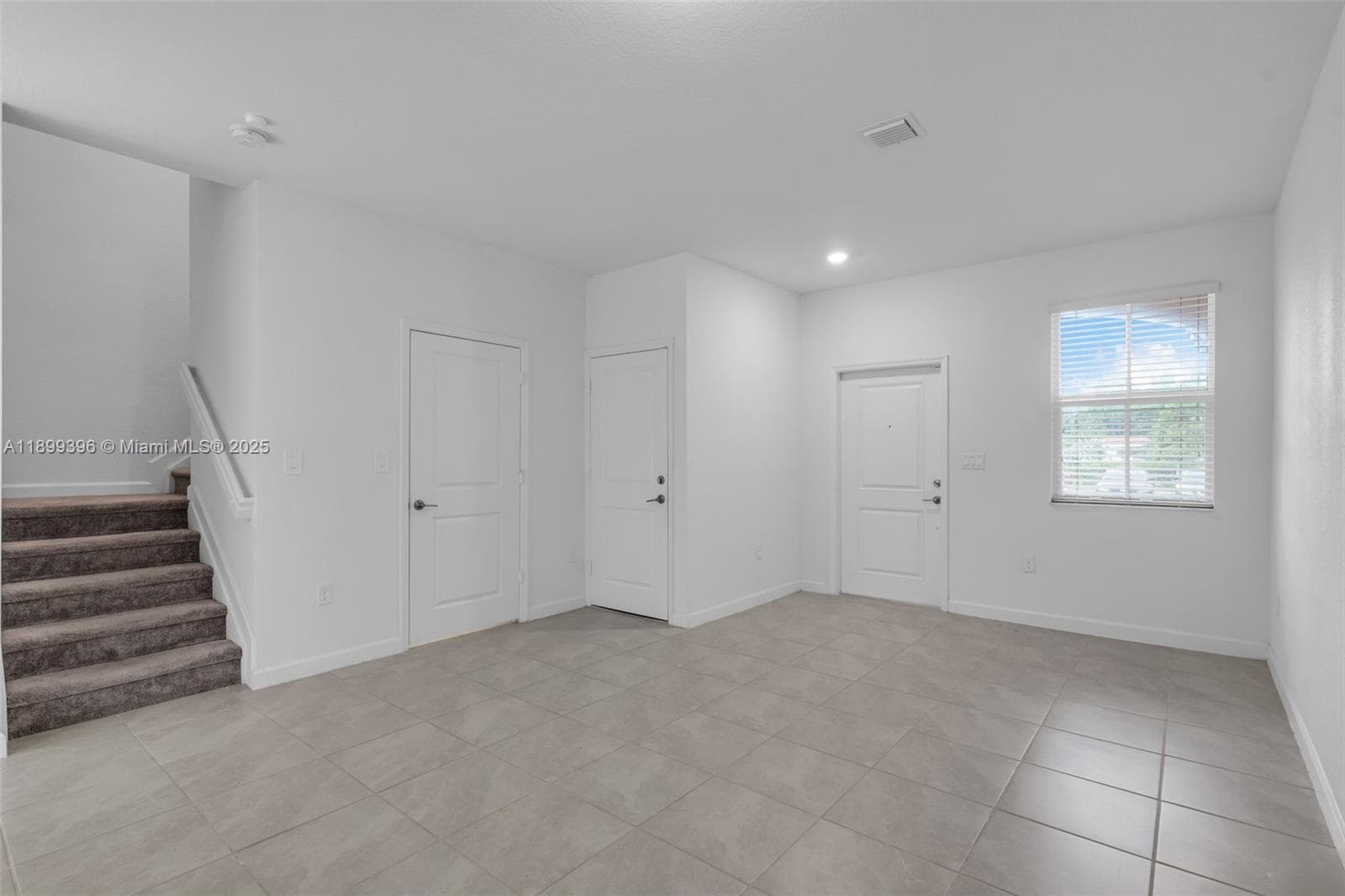 12523 NW 24th Ave, Miami FL 33167 — 5