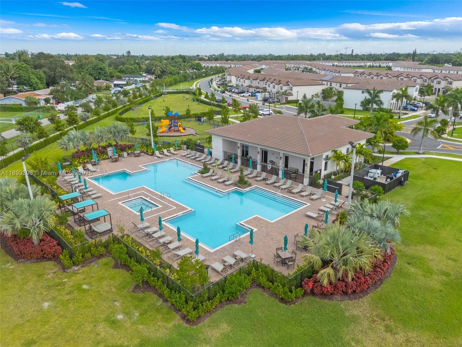 12523 NW 24th Ave, Miami FL 33167 — 33