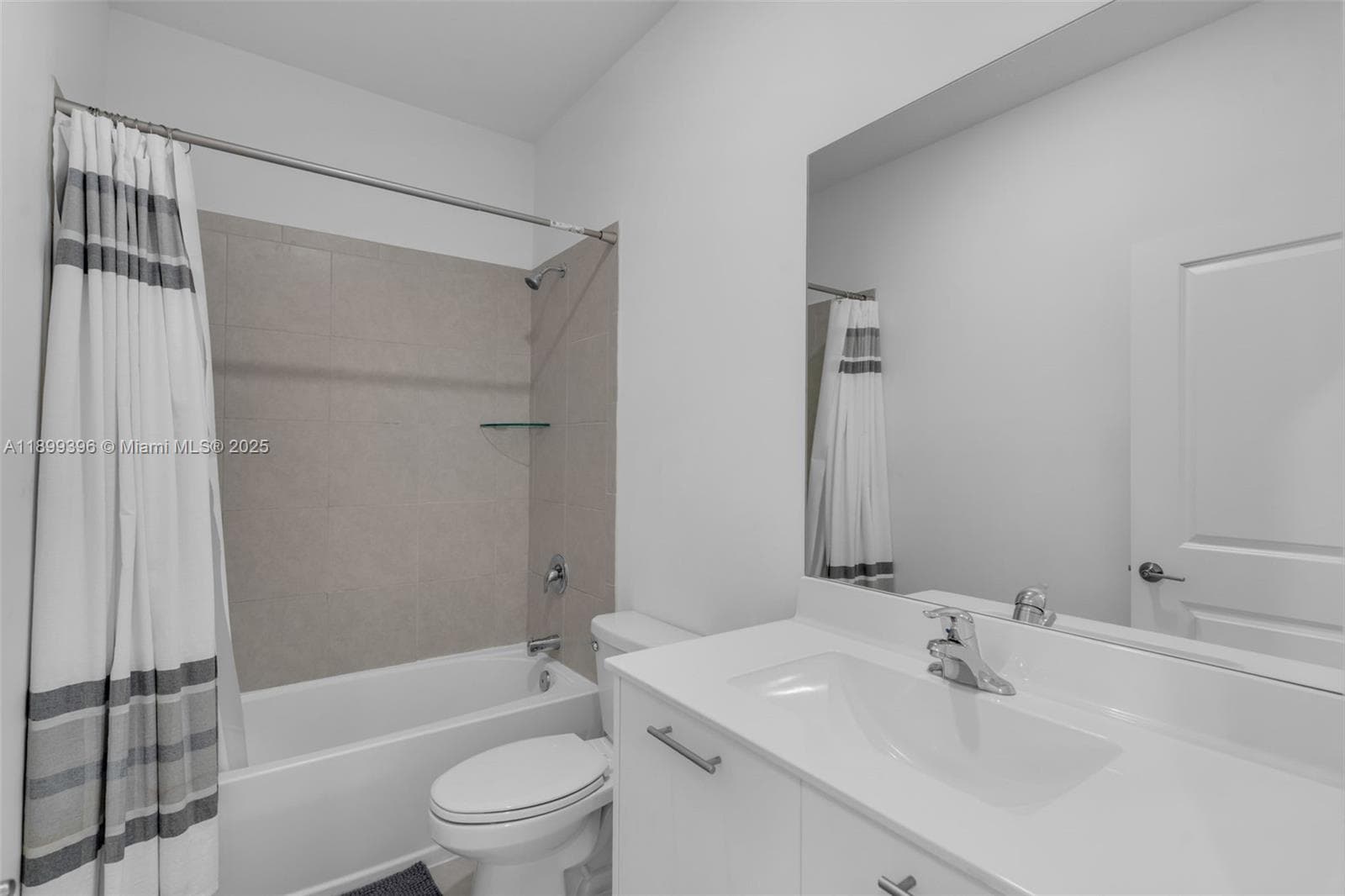12523 NW 24th Ave, Miami FL 33167 — 18